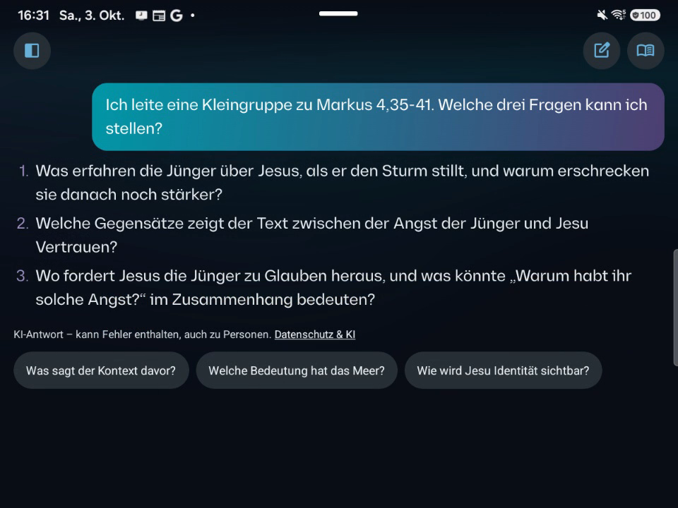 KI-Antwort mit drei Gesprächsfragen zu Markus 4,35–41